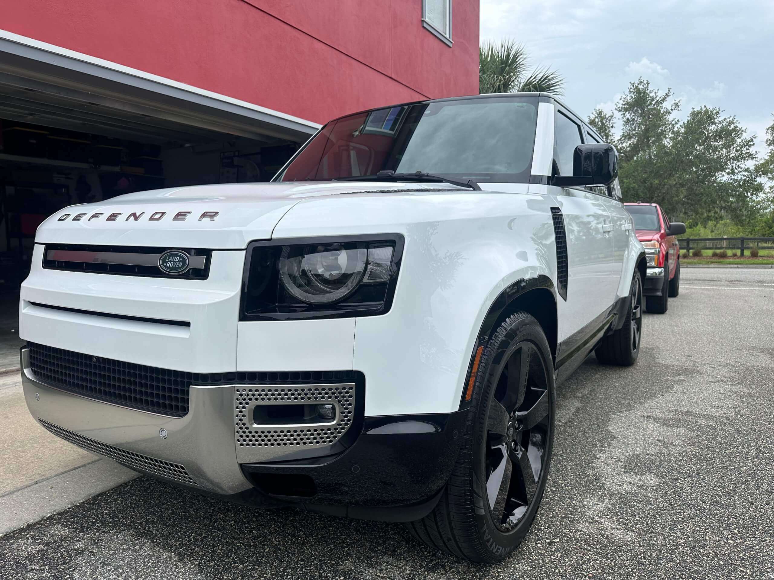 Land Rover Defender